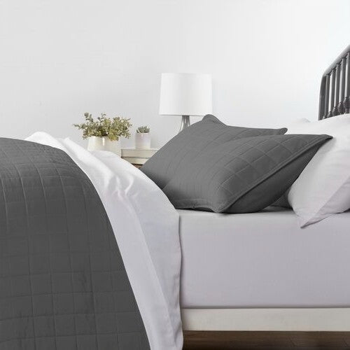 Grey Full/Queen Farmhouse Bedspread Set, 3 Pieces