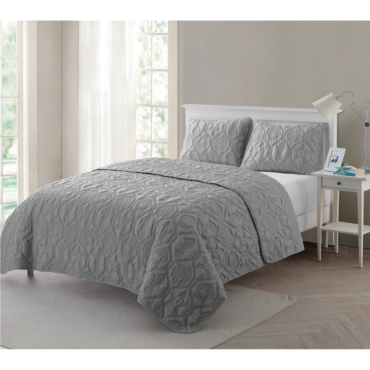 King Grey Coastal 3-Piece Quilt Set