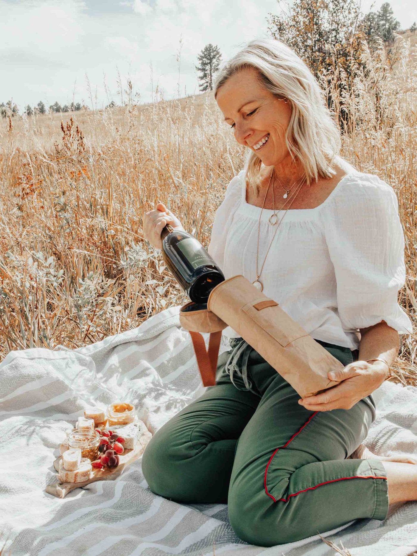 Insulated Wine and Spirits Cooler Tote