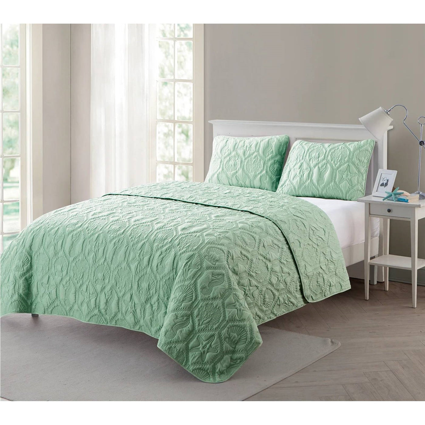King Light Teal Coastal Quilt Set