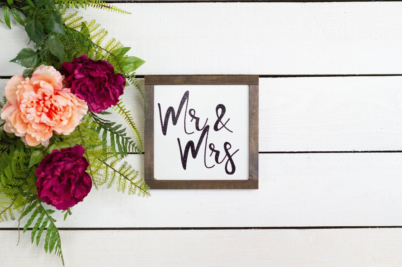 Mr + Mrs Wood Sign